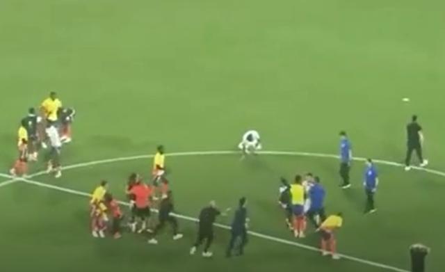 开云体育首页-美洲杯半决赛后 哥乌球员球迷爆发冲突怪苏亚雷斯