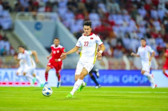 kaiyun体育网-亚足联公布12强赛周最佳 越南球员当选武磊1.81%
